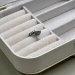 Berloque Taça Cravejada