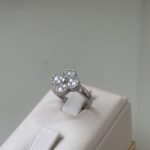 Anel Van Cleef Cravejado