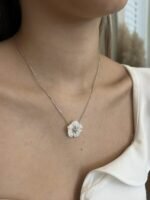 Colar Flor Madreperola - Imagem 2