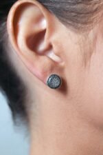 Brinco Cravejado Redondo Pandora - Imagem 2